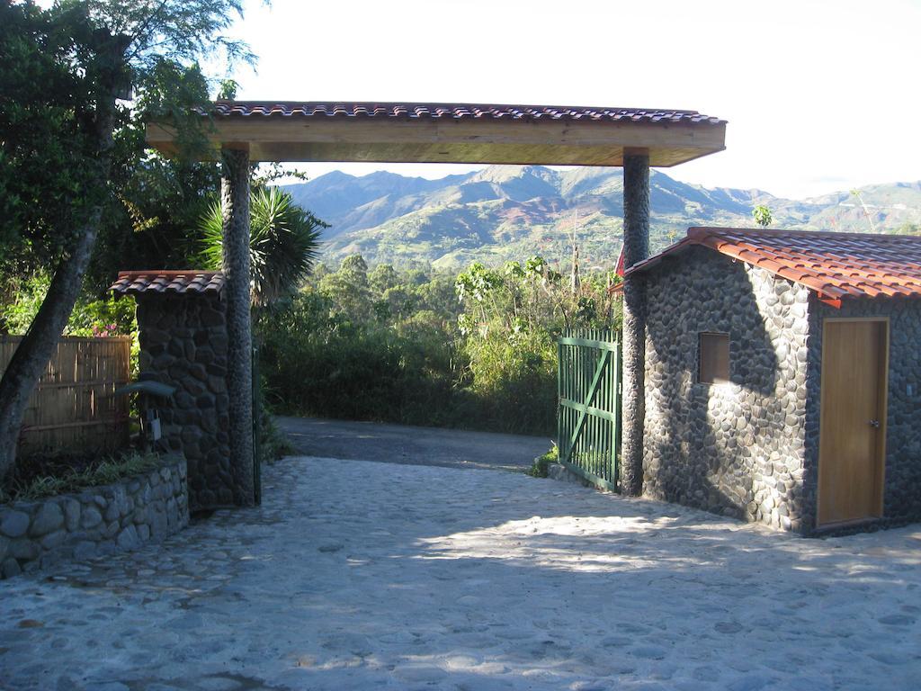 Casa Madre Tierra Hotel Vilcabamba Exterior photo