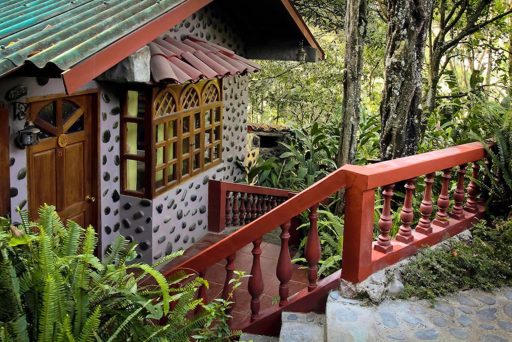 Casa Madre Tierra Hotel Vilcabamba Exterior photo
