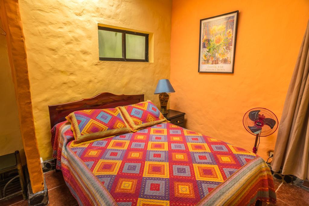 Casa Madre Tierra Hotel Vilcabamba Exterior photo